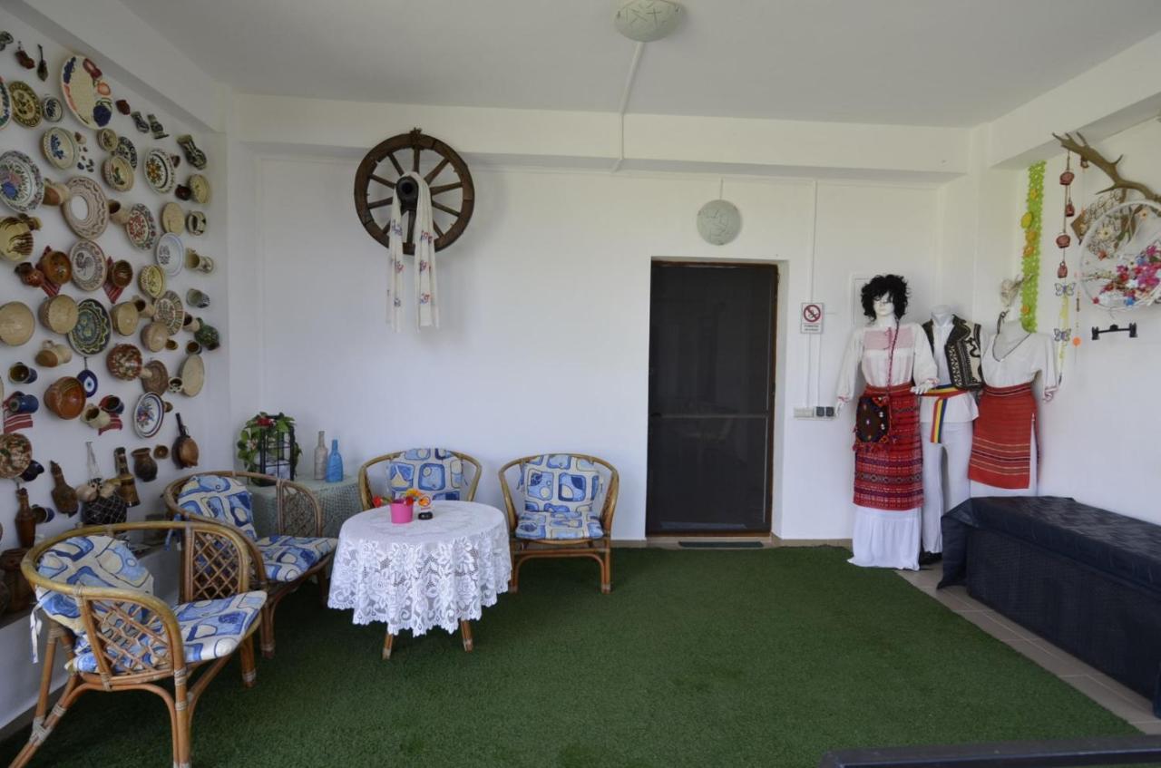 Vila Calypso Apartment Costinesti Ngoại thất bức ảnh