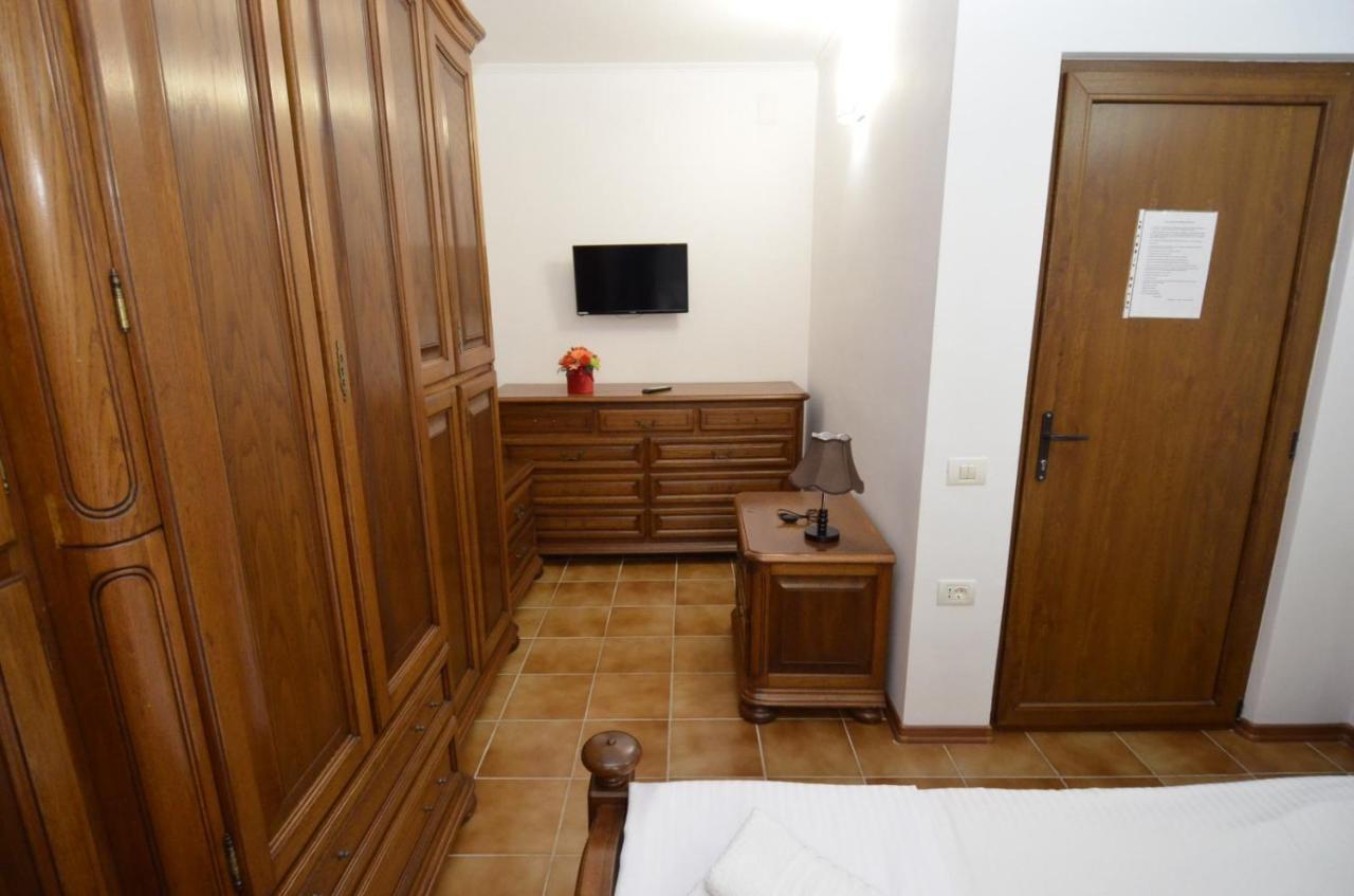 Vila Calypso Apartment Costinesti Ngoại thất bức ảnh