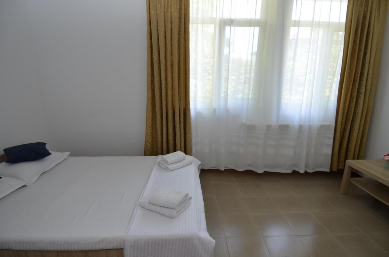Vila Calypso Apartment Costinesti Ngoại thất bức ảnh