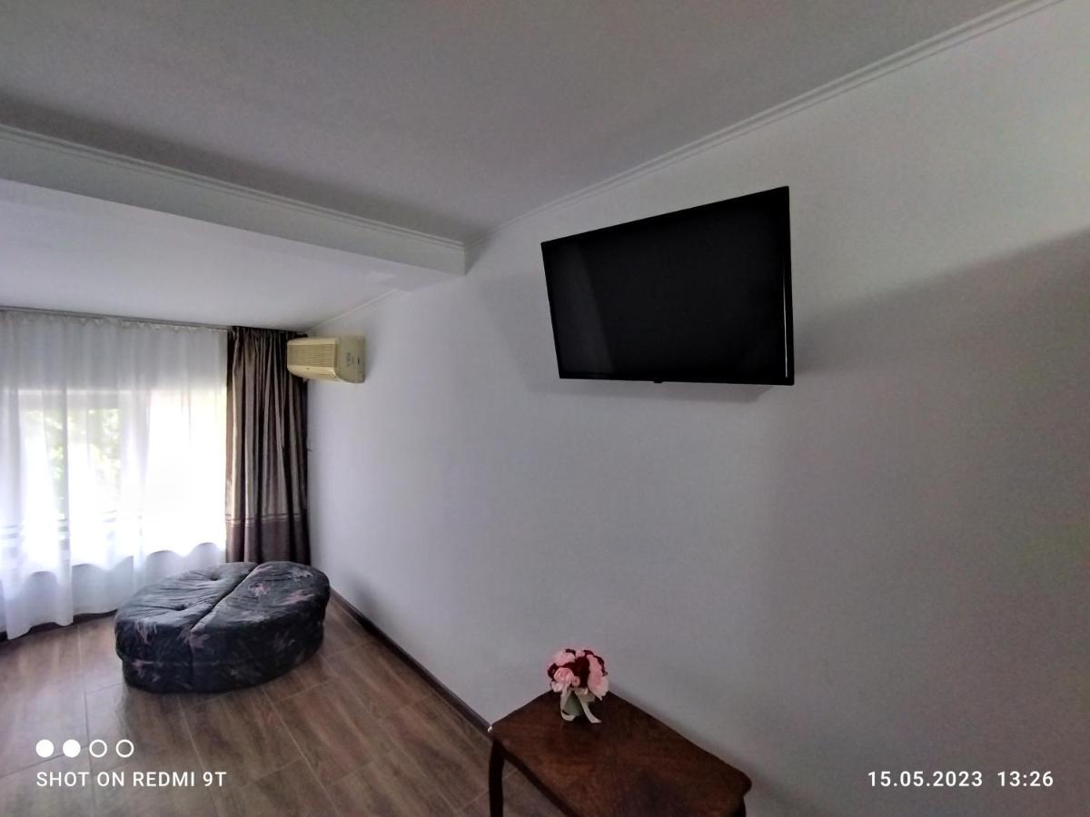 Vila Calypso Apartment Costinesti Ngoại thất bức ảnh